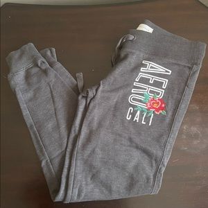Aéropostale sweatpants